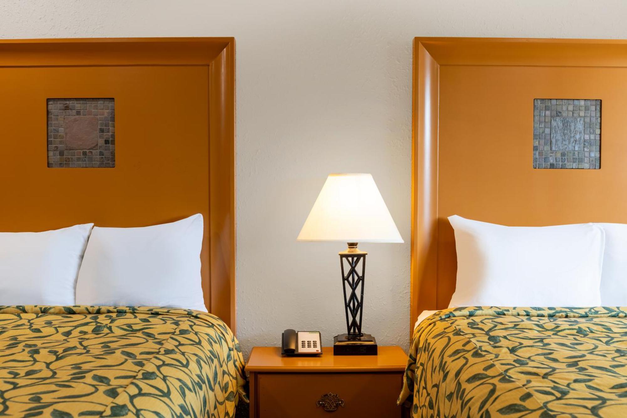 Ocean Inn & Suites อเบอร์ดีน ภายนอก รูปภาพ